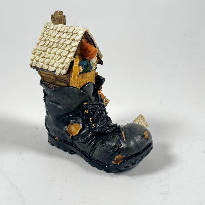 Retro dekorationsfigur gnometema i polystone
