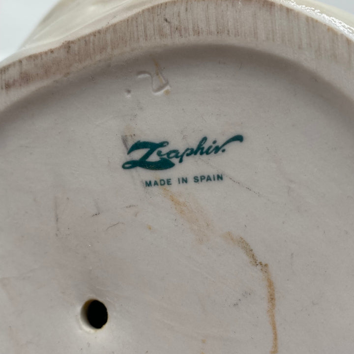 Charmig Lladro-porslinsfigur Flicka sittande elegans
