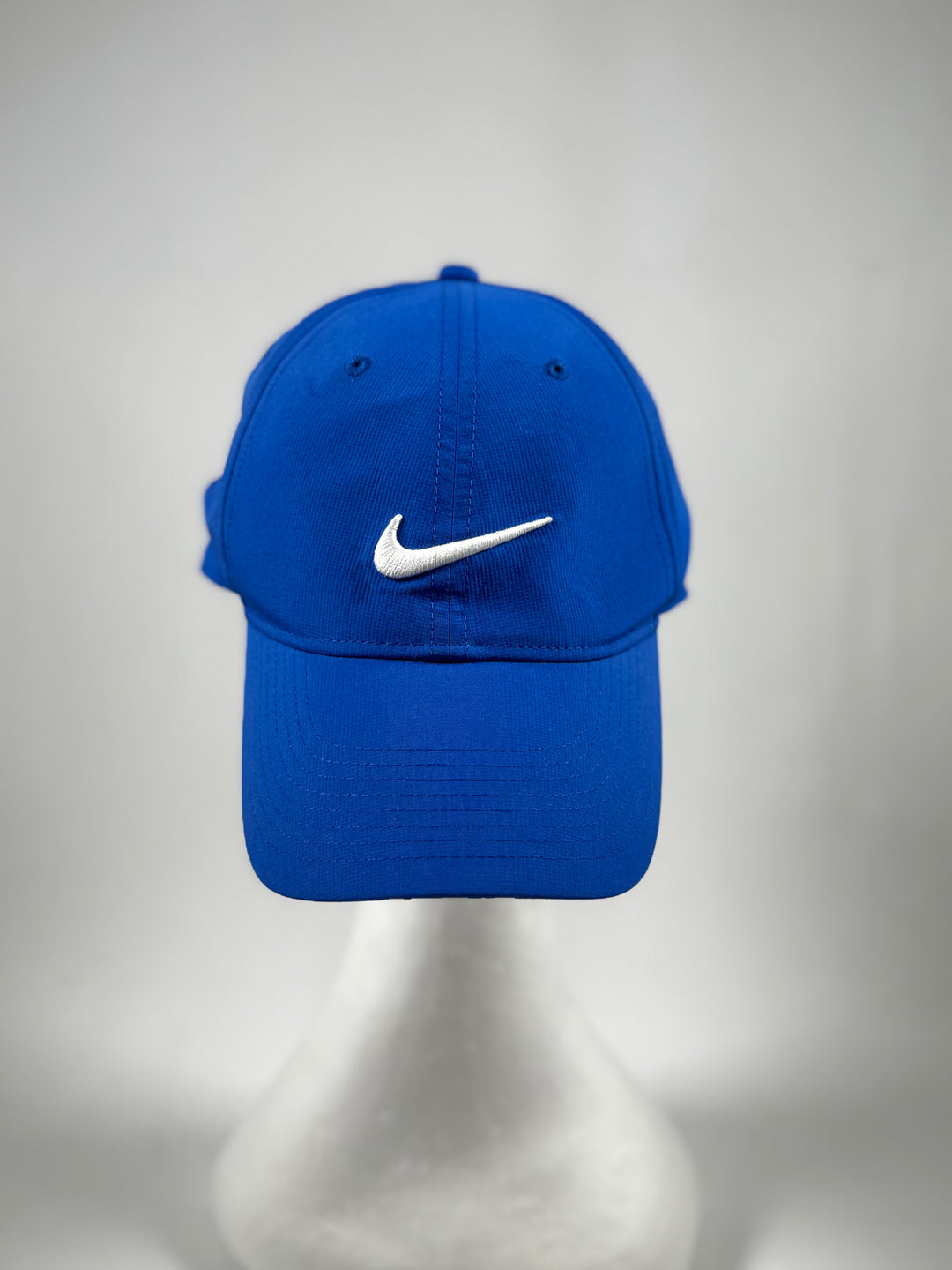 Elegant blå Nike keps Legacy91 i gott skick