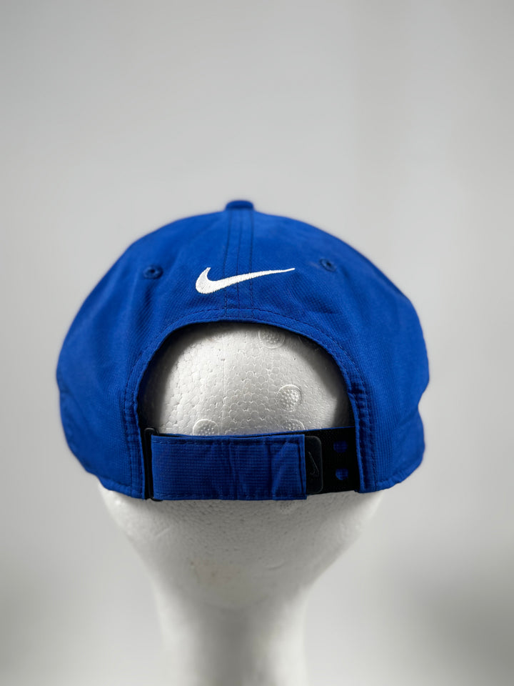 Elegant blå Nike keps Legacy91 i gott skick