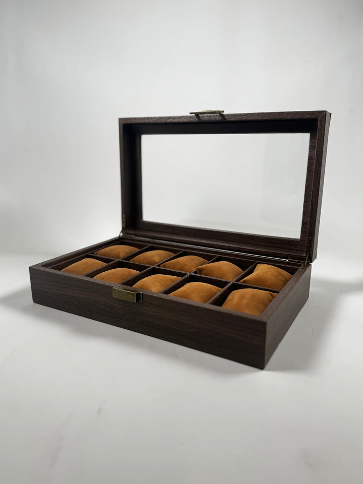 Elegant klocklåda i mörkt trä med glaslock – 12 fack & sammetskuddar