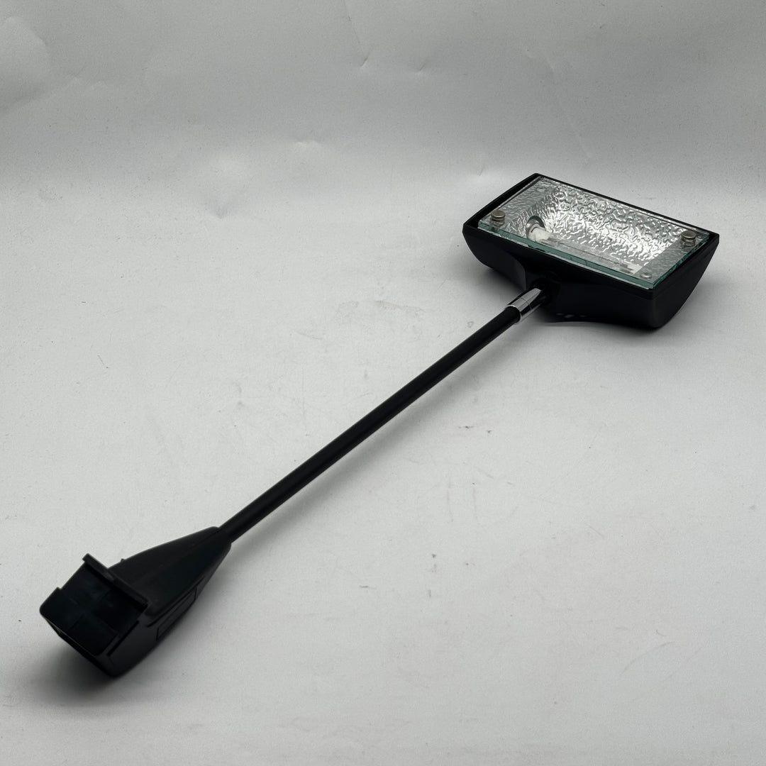 Elegant och Funktionell Displaylampa i Metall