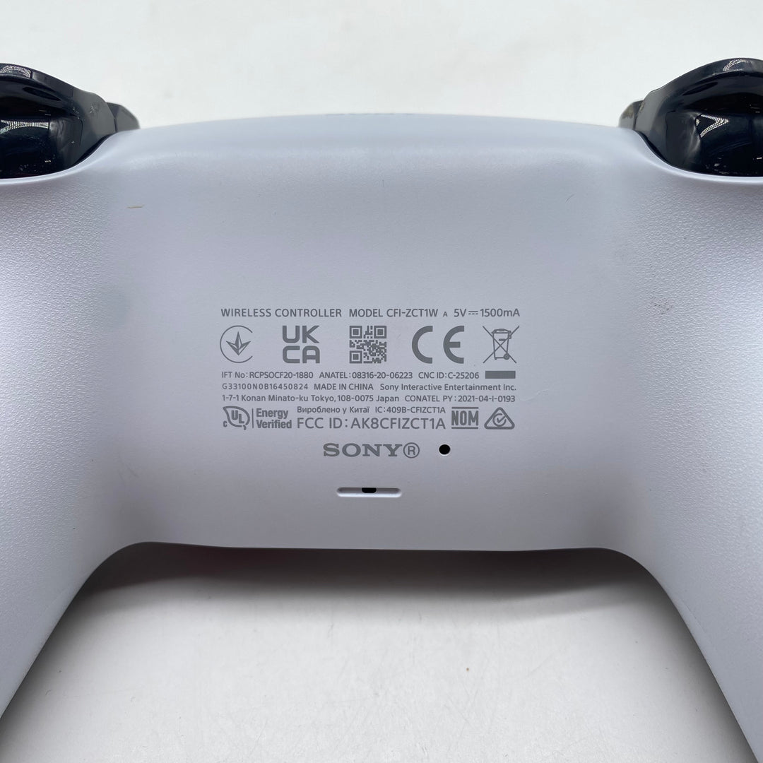 Elegant trådlös Sony spelkontroll i mycket gott skick