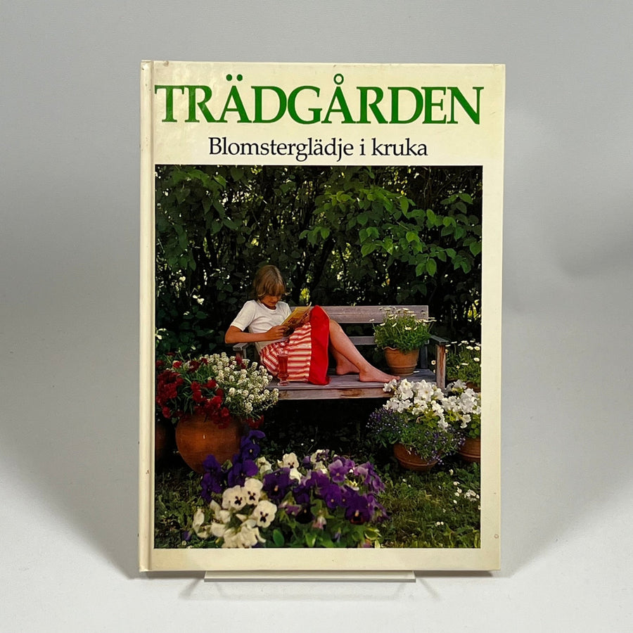 Trädgårdsmagi: Läs och Njut Bland Blommor - Homy Secondhand Online