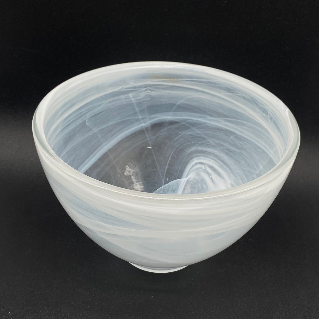 Stor handgjord glasvas med blå ton