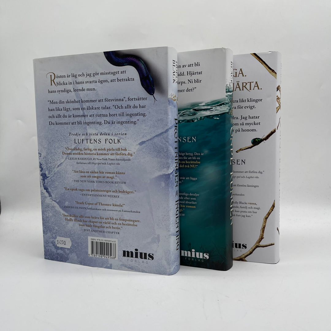 Holly Black fantasybokserie i elegant design