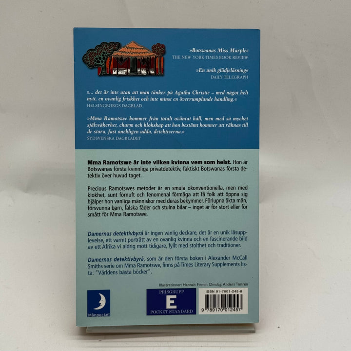 Damernas detektivbyrå pocketbok Månpocket modern