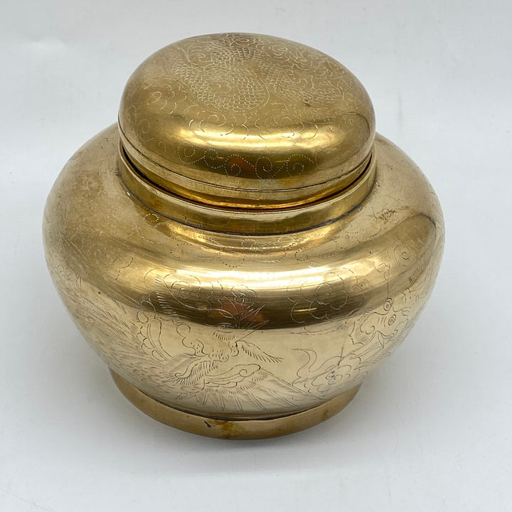 Exklusiv retro mässingsburk med graveringar