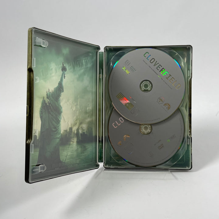 Cloverfield DVD i elegant metallbox