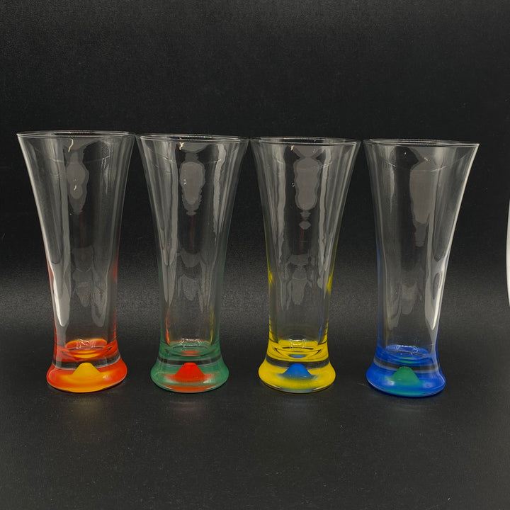 Unika dricksglas med färgglada baser