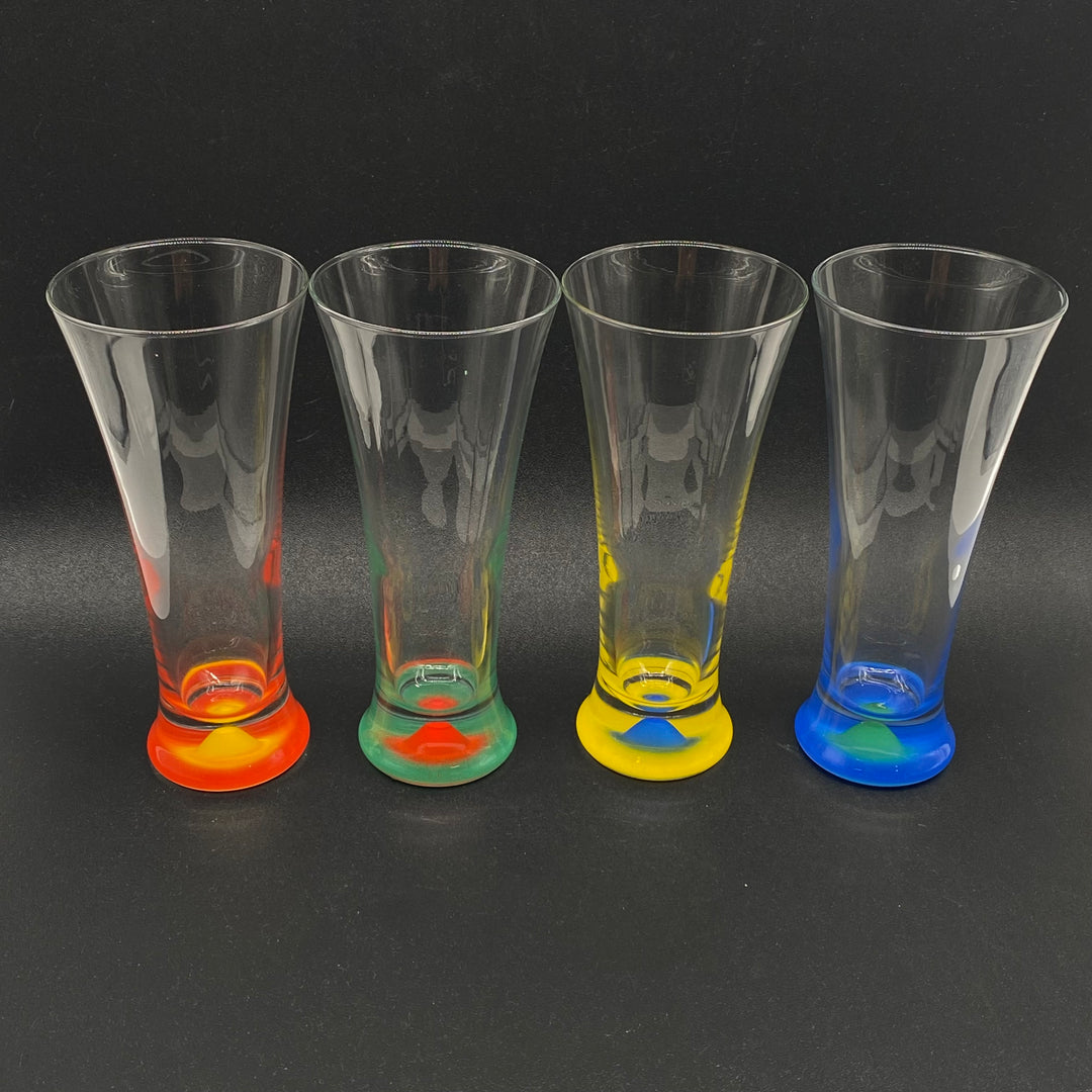 Unika dricksglas med färgglada baser
