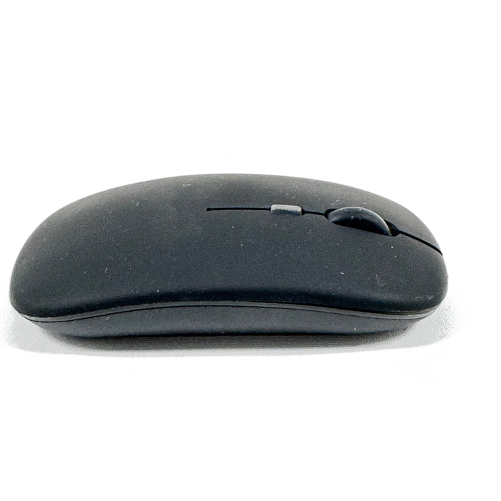 Praktisk svart trådlös mus i plast