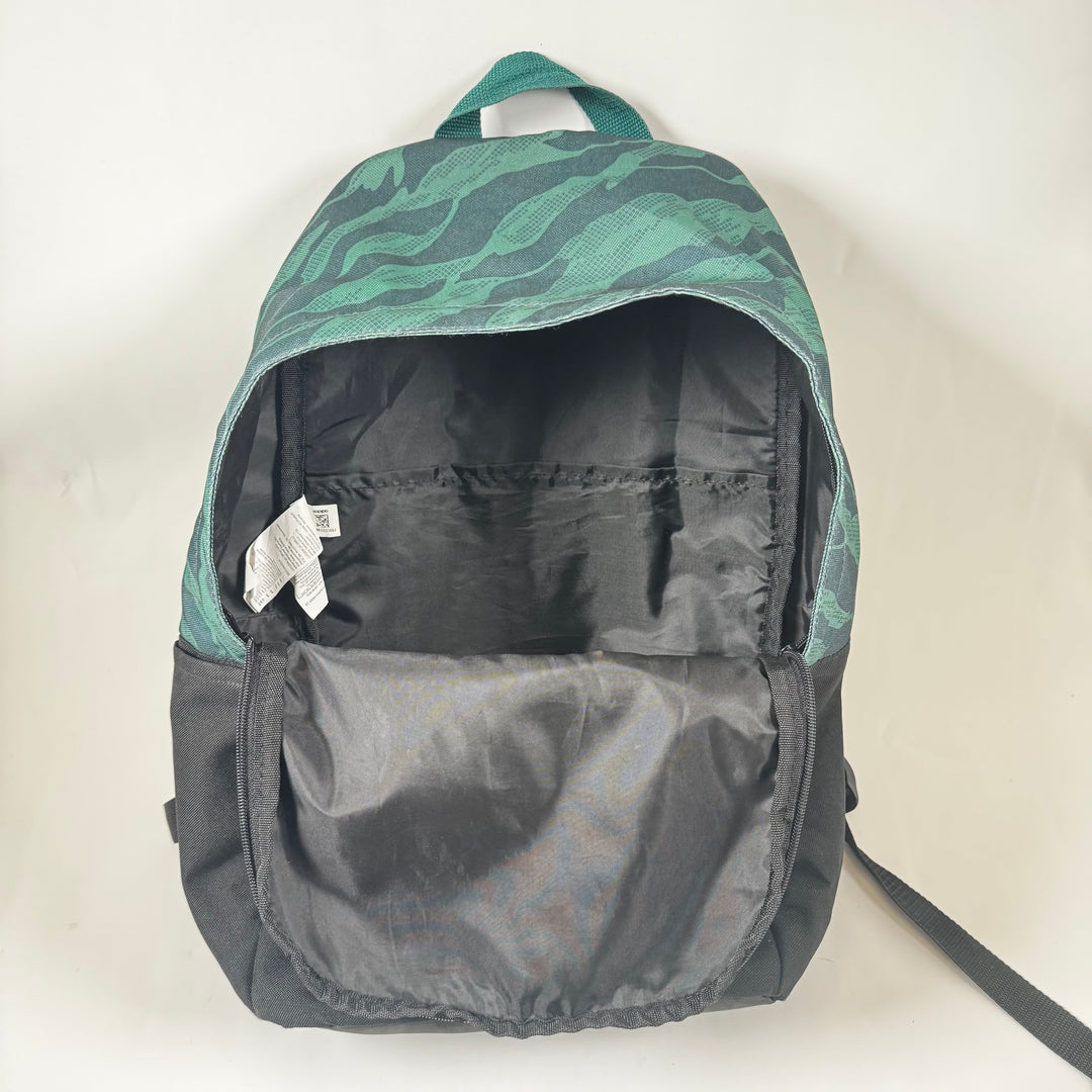 Adidas ryggsäck i camo mönster, polyester