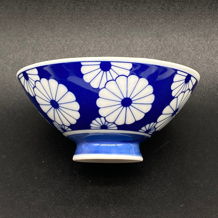 Japanska retroskålar från Kaneto i porslin