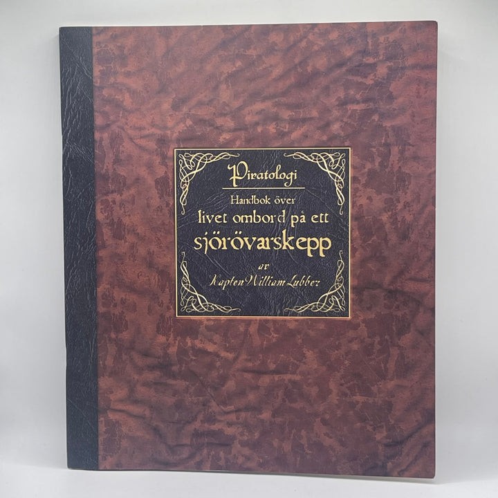 Retro bok Piratologi med klassisk design