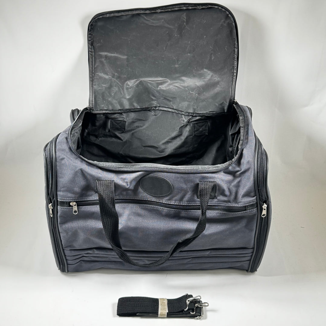 Mörkgrå praktisk weekendväska i syntet