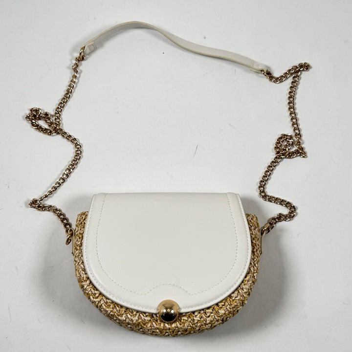 Elegant H&M-handväska i konstläder med kedjerem