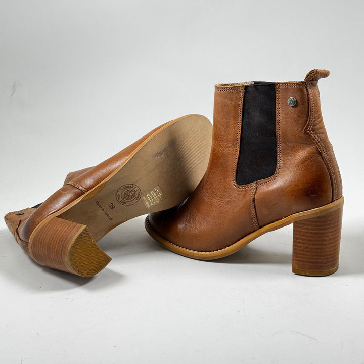 Stilfulla läderstövlar Sneaky Steve storlek 39