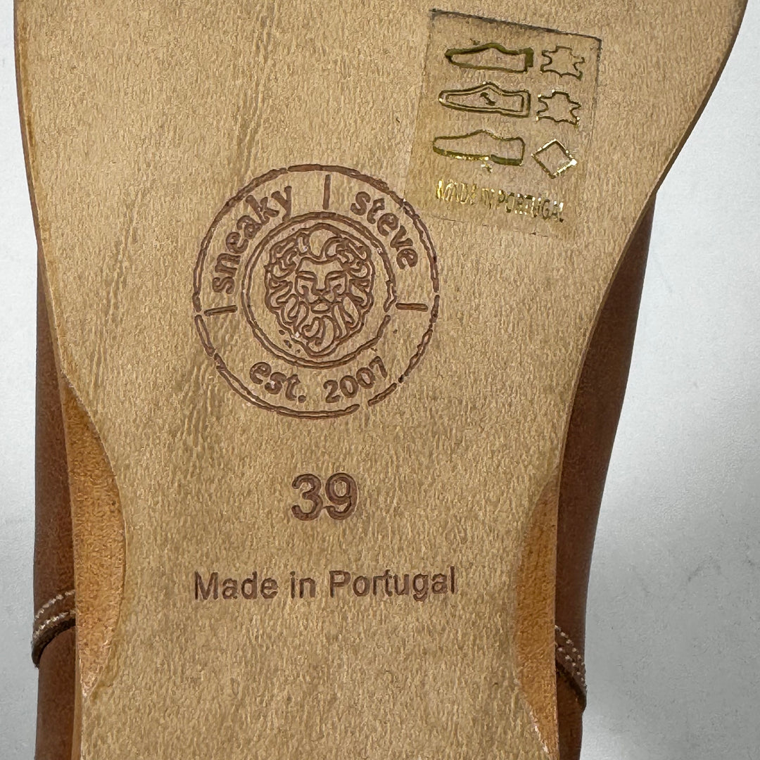 Stilfulla läderstövlar Sneaky Steve storlek 39