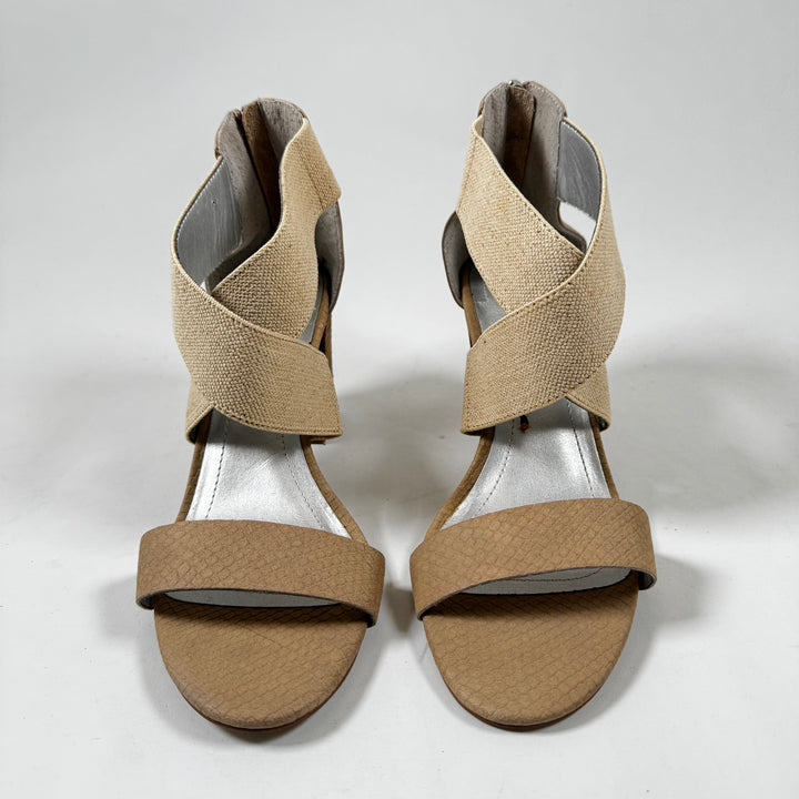 Tahari högklackade sandaler brun-beige läder