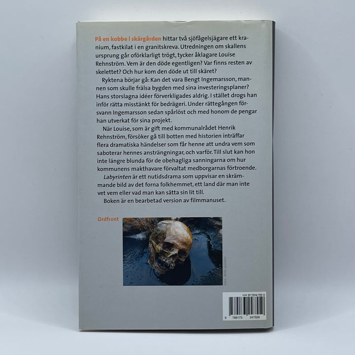 Henning Mankells Labyrinten kriminalroman begagnad bok