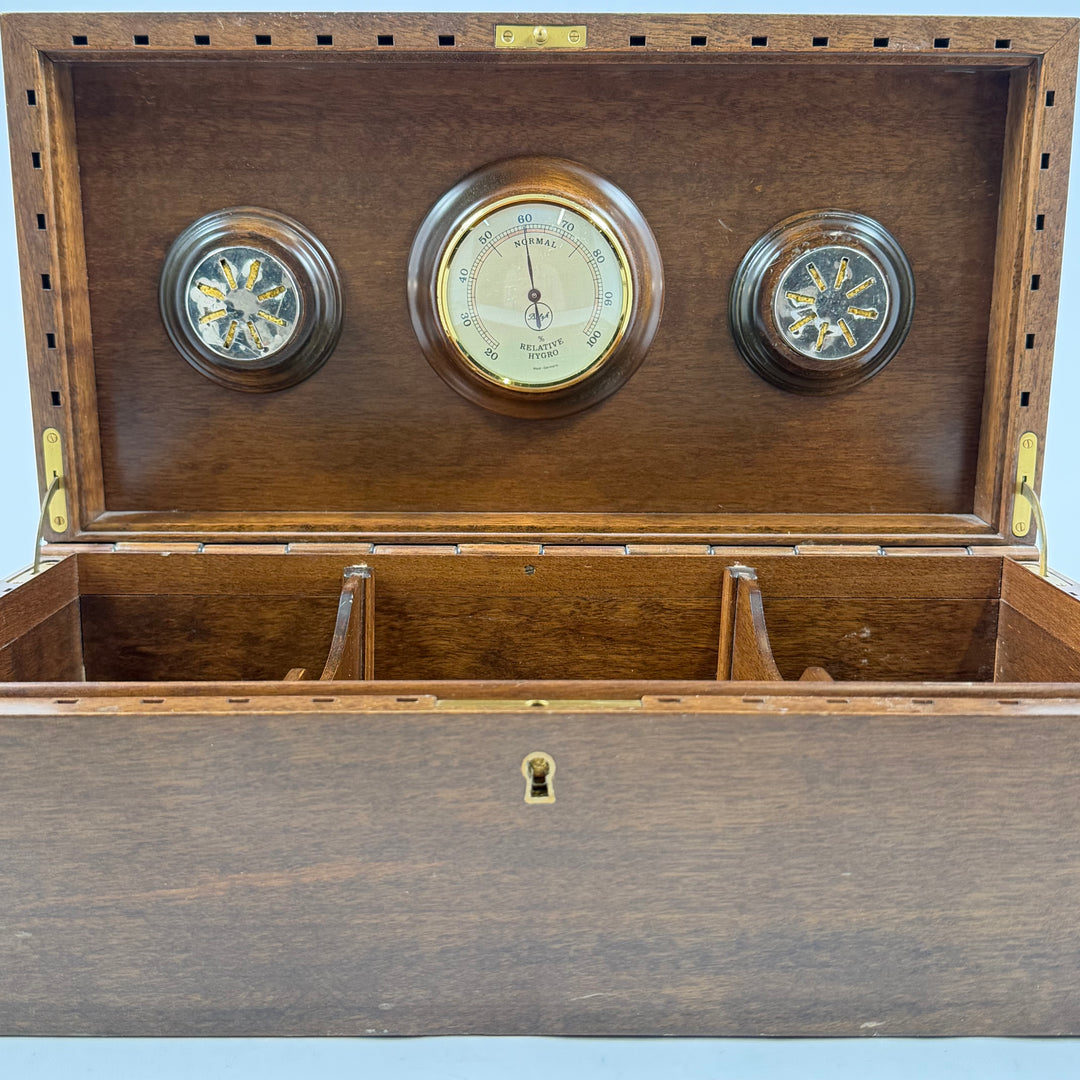 Retro cigarrhumidor i trä med hygrometer