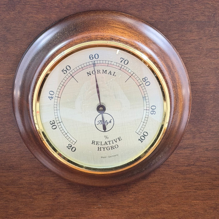 Retro cigarrhumidor i trä med hygrometer