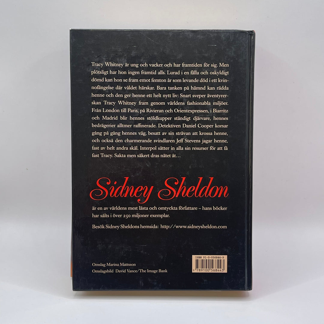 Sidney Sheldon bok Tracys hämnd spännande läsning