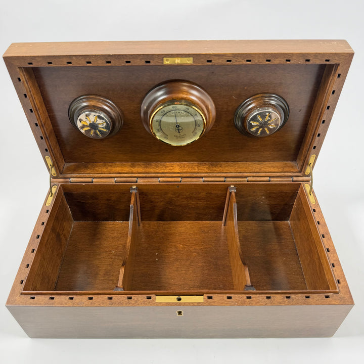 Retro cigarrhumidor i trä med hygrometer