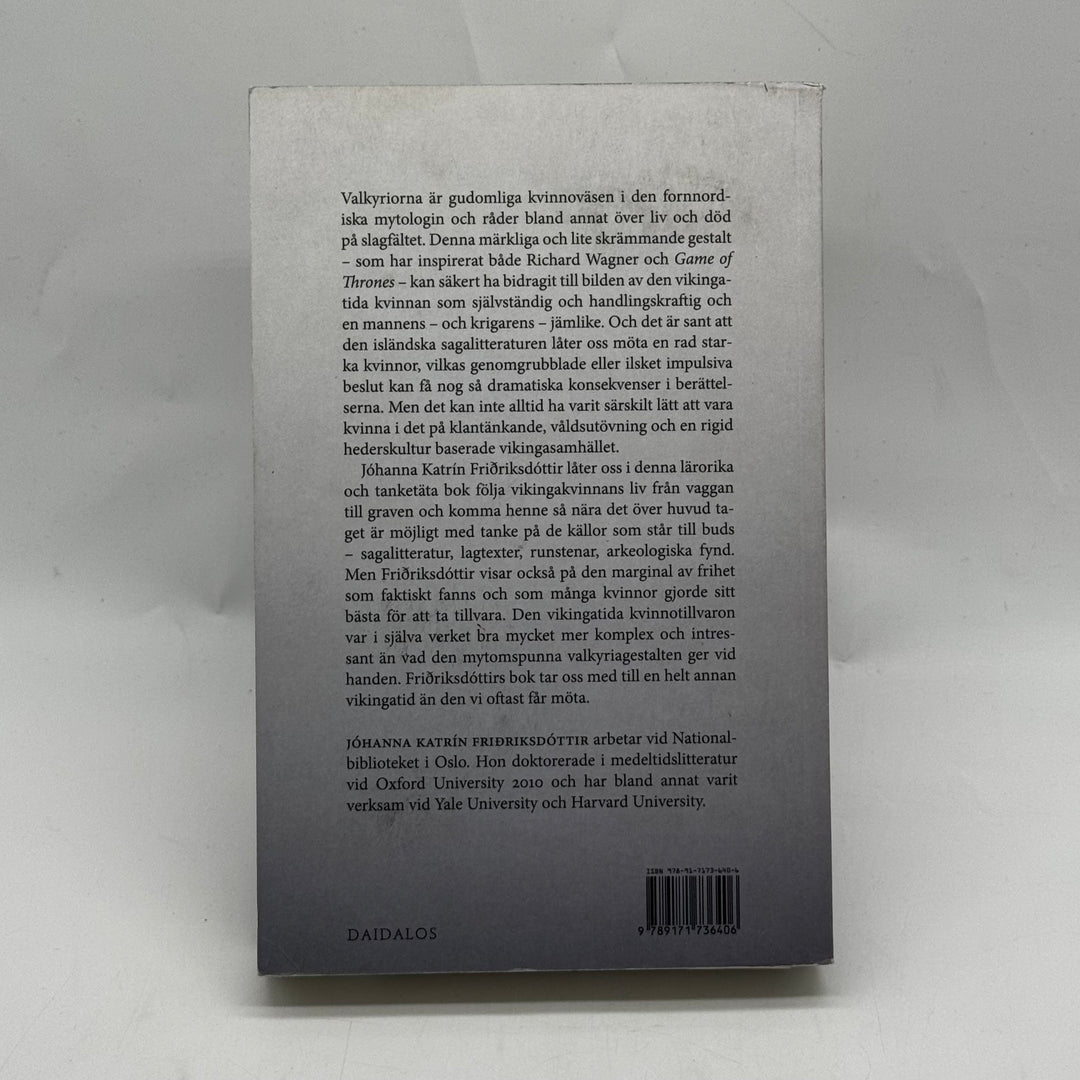 Valkyria vikingatidens kvinnor bok Daidalos begagnad