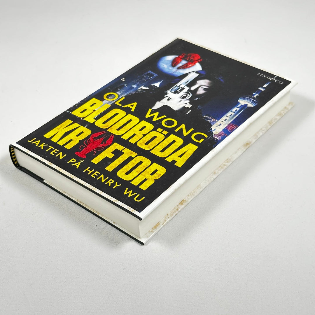Ola Wong - Blodröda Krypftor: Spännande Thriller - Homy Secondhand Online