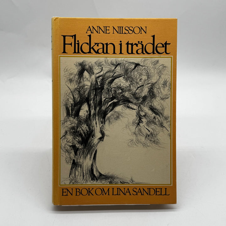 Flickan i trädet biografi retro gul bok