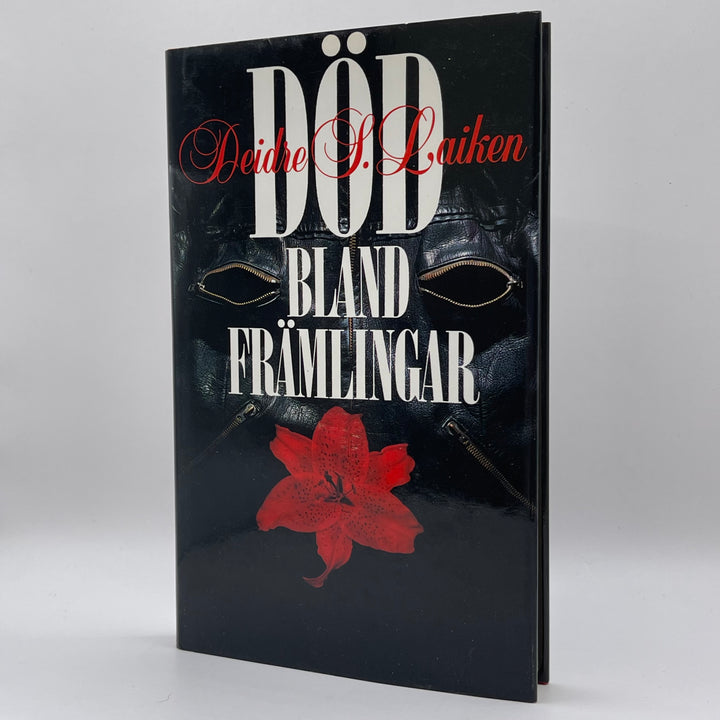 Mörk thrillerbok i gott skick från Bonniers