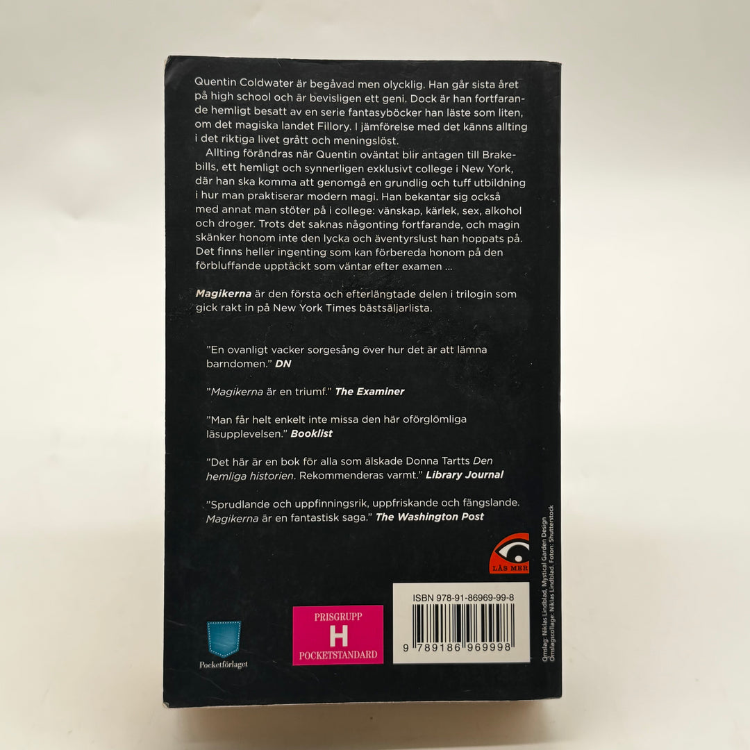 Magikerna Lev Grossman fantasybok pocket begagnad