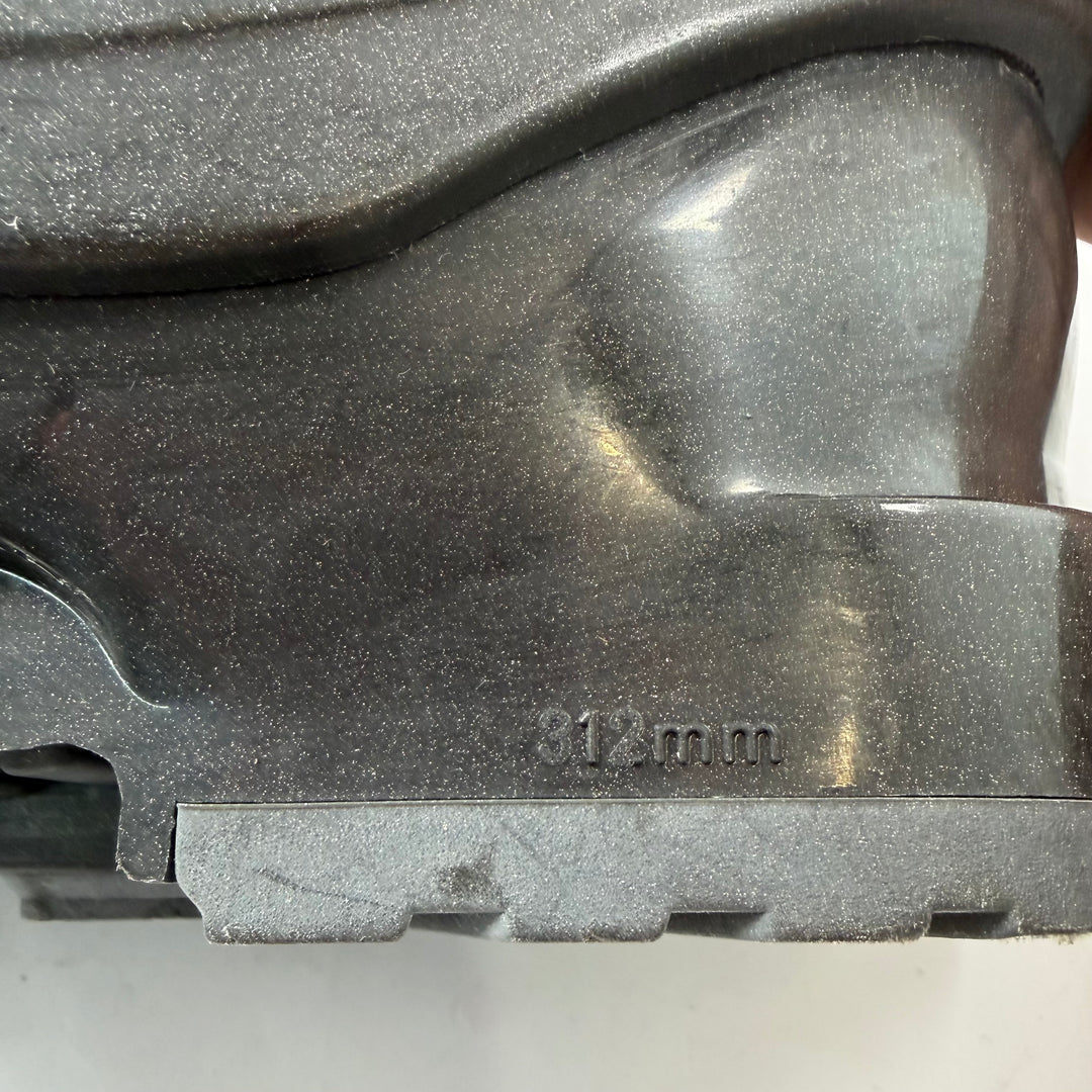 Alpina svarta skidpjäxor sportig modell