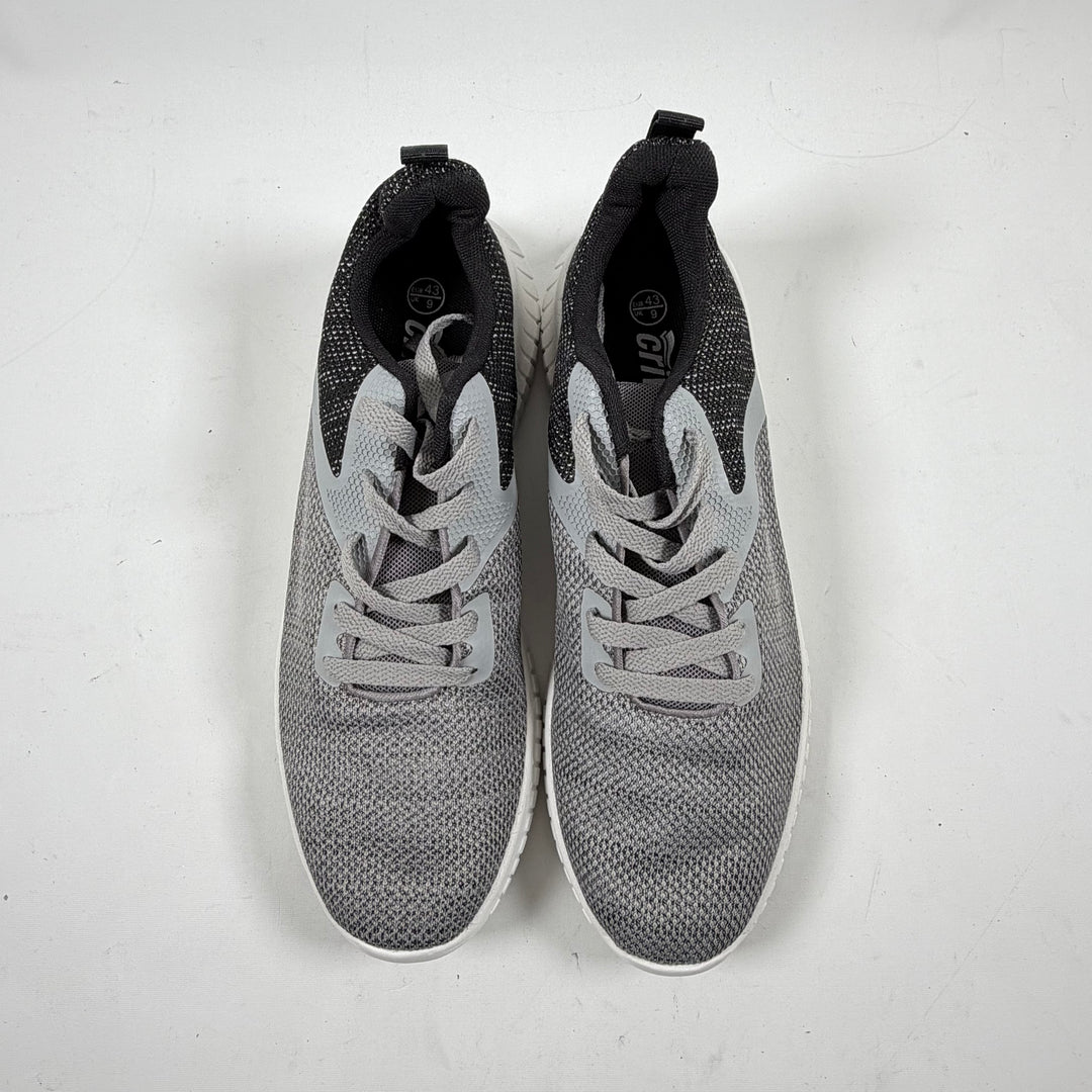 Grå moderna textilsneakers i gott skick