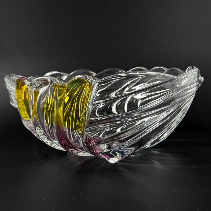 Elegant virvlad glasskål med gult och rosa