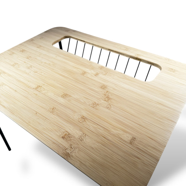 Modernt Skrivbord i Bambu med Metallben