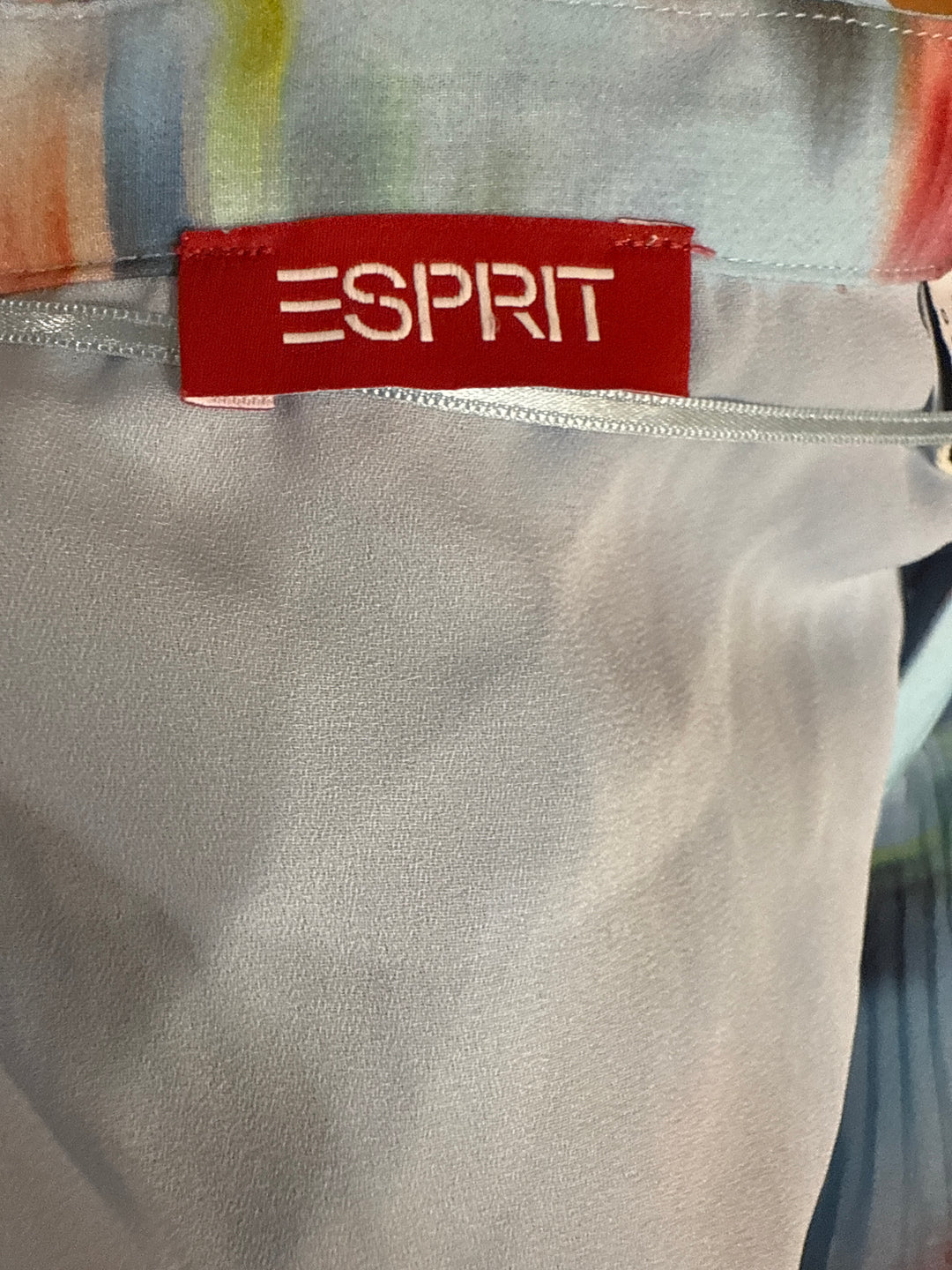 Esprit - Blå plisserad klänning med blommönster